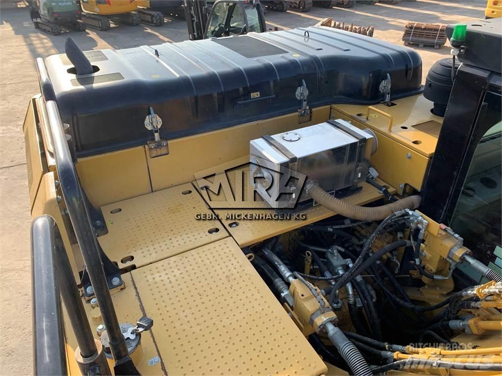 CAT 326F LN 大型油圧ショベル12t以上（パワーショベル・ユンボ）