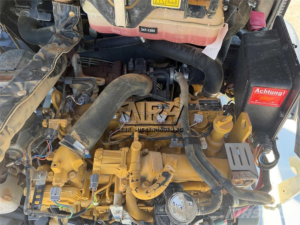 CAT 908 M ホイールローダー・タイヤショベル
