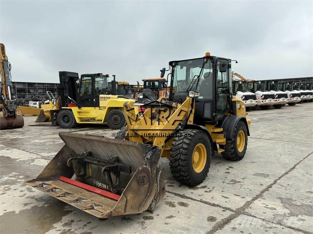 CAT 908 M ホイールローダー・タイヤショベル