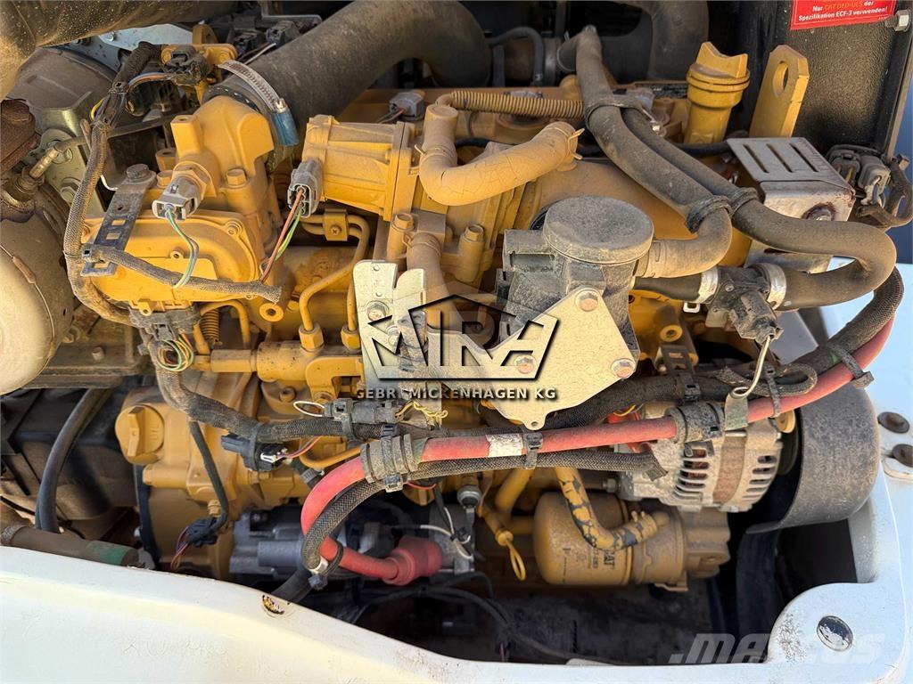 CAT 908 M ホイールローダー・タイヤショベル