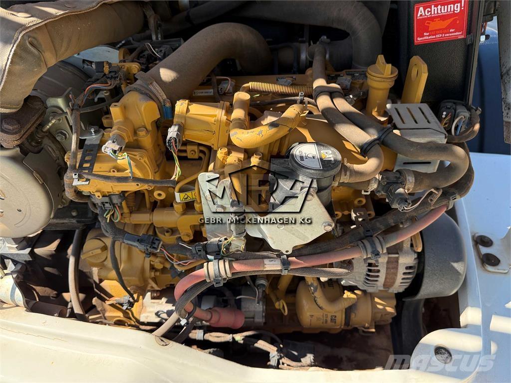 CAT 908 M ホイールローダー・タイヤショベル