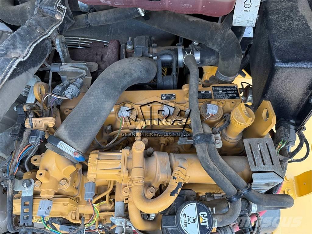 CAT 908 M ホイールローダー・タイヤショベル