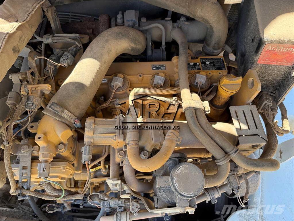 CAT 908 M ホイールローダー・タイヤショベル
