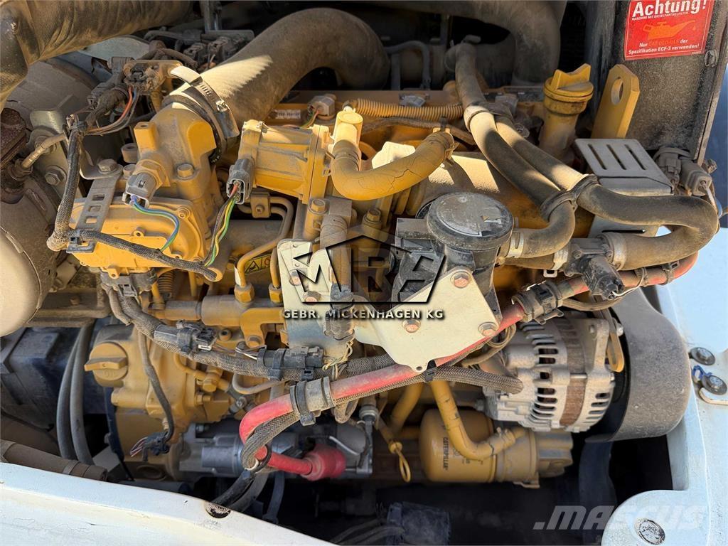 CAT 908 M ホイールローダー・タイヤショベル