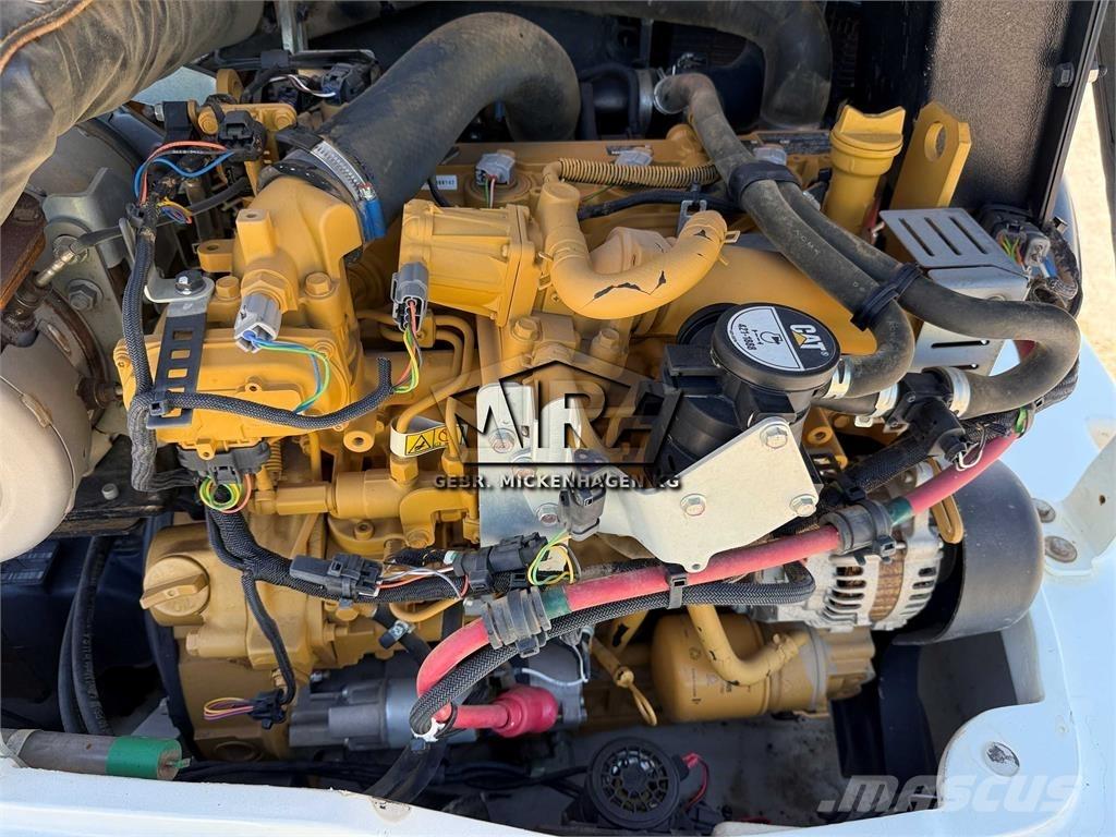 CAT 908M ホイールローダー・タイヤショベル