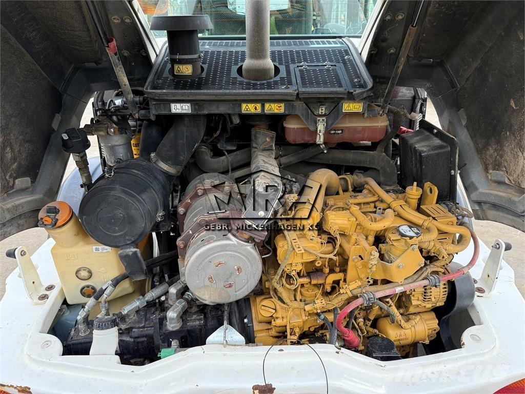 CAT 908M ホイールローダー・タイヤショベル