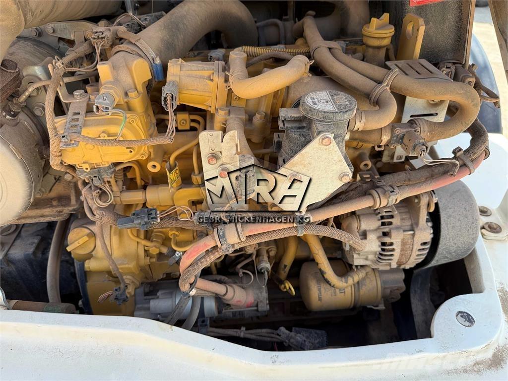 CAT 908M ホイールローダー・タイヤショベル