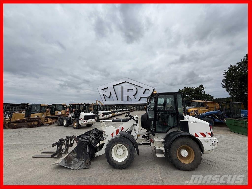 CAT 908M ホイールローダー・タイヤショベル