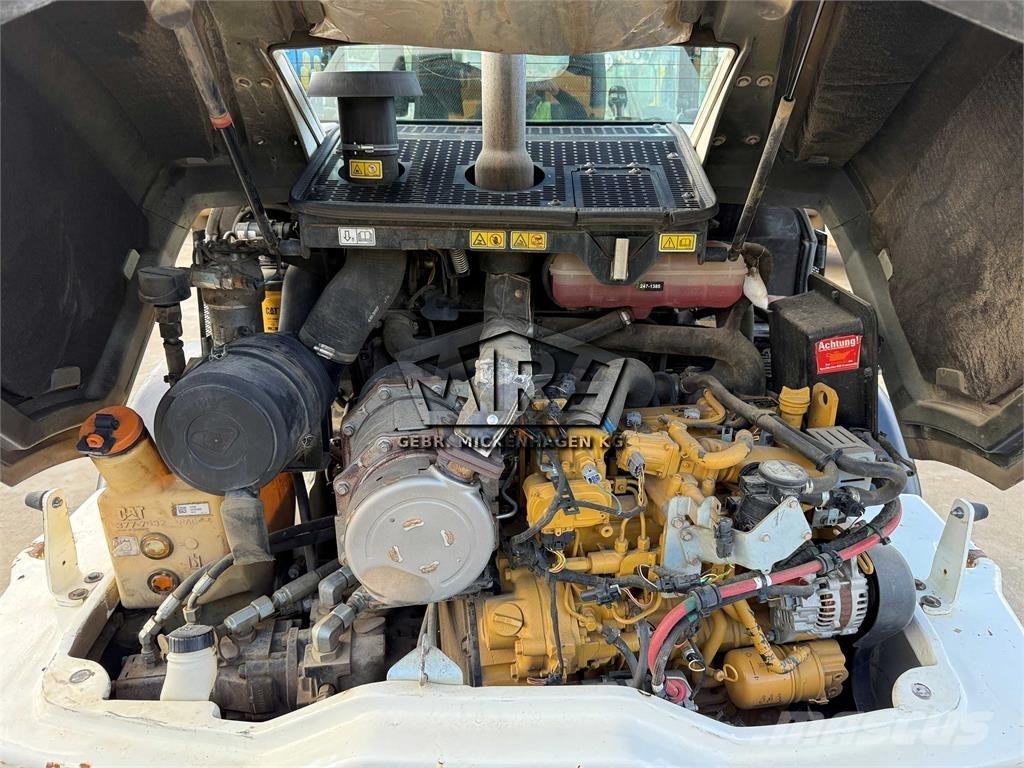 CAT 908M ホイールローダー・タイヤショベル