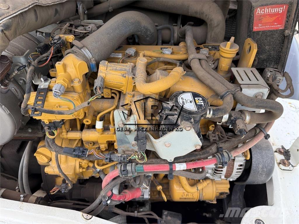 CAT 908M ホイールローダー・タイヤショベル