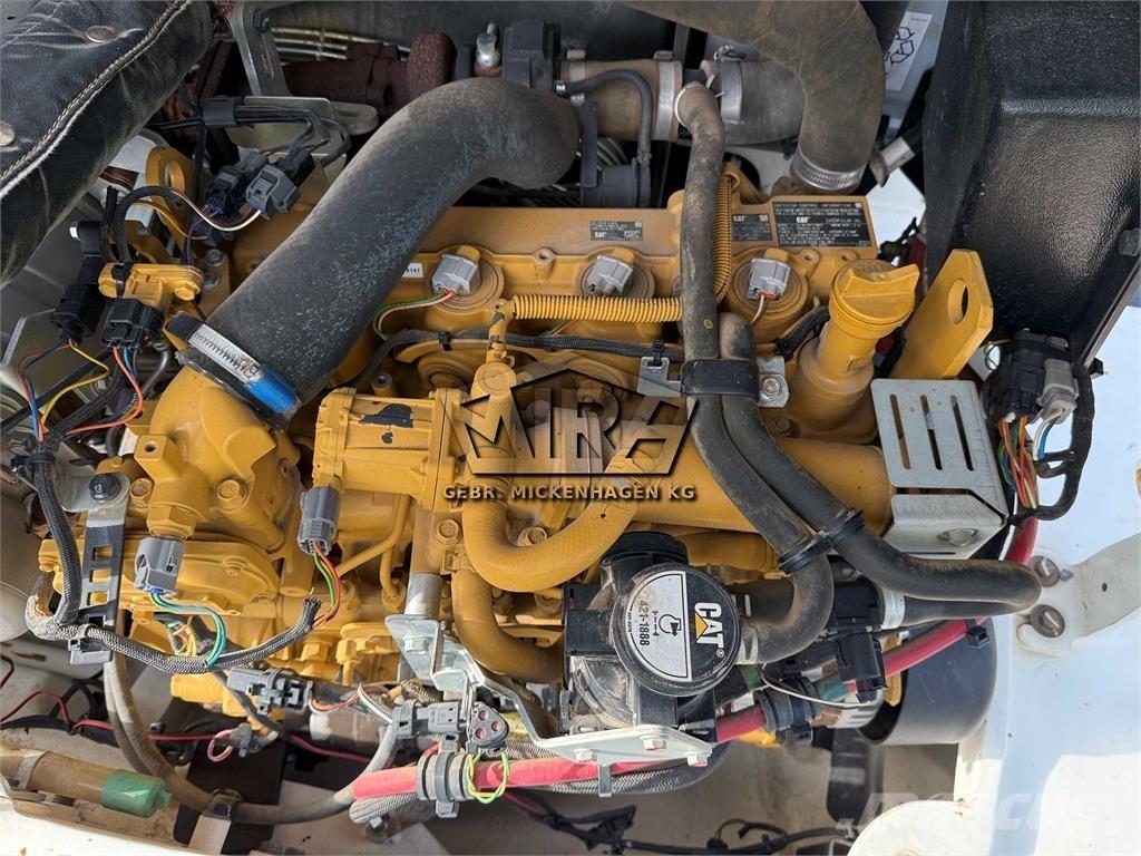 CAT 908M ホイールローダー・タイヤショベル