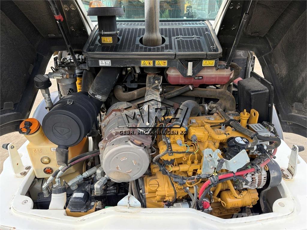 CAT 908M ホイールローダー・タイヤショベル