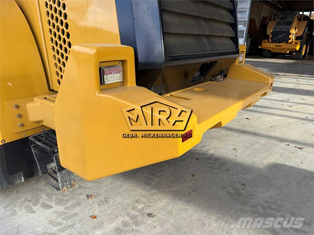 CAT 972K ホイールローダー・タイヤショベル