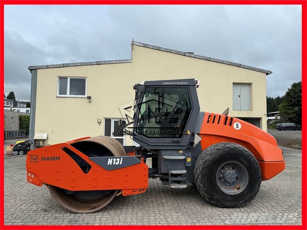 Hamm H 13i 振動ローラ