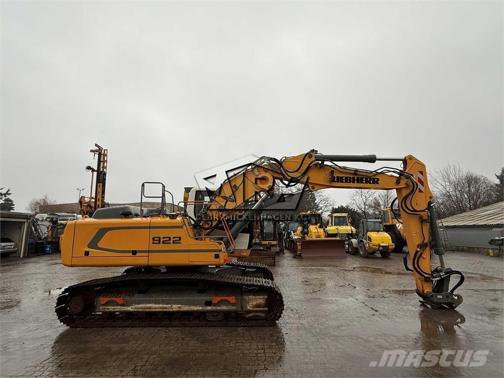 Liebherr R 922 LC 大型油圧ショベル12t以上（パワーショベル・ユンボ）