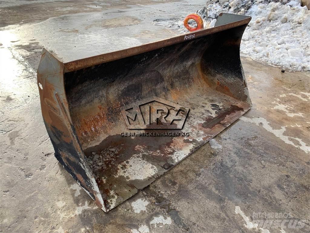 Volvo 2100 mm / L30 バケット
