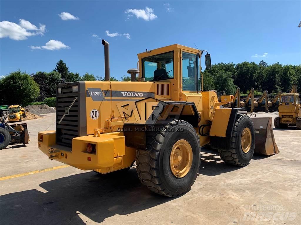 Volvo L 120 C ホイールローダー・タイヤショベル