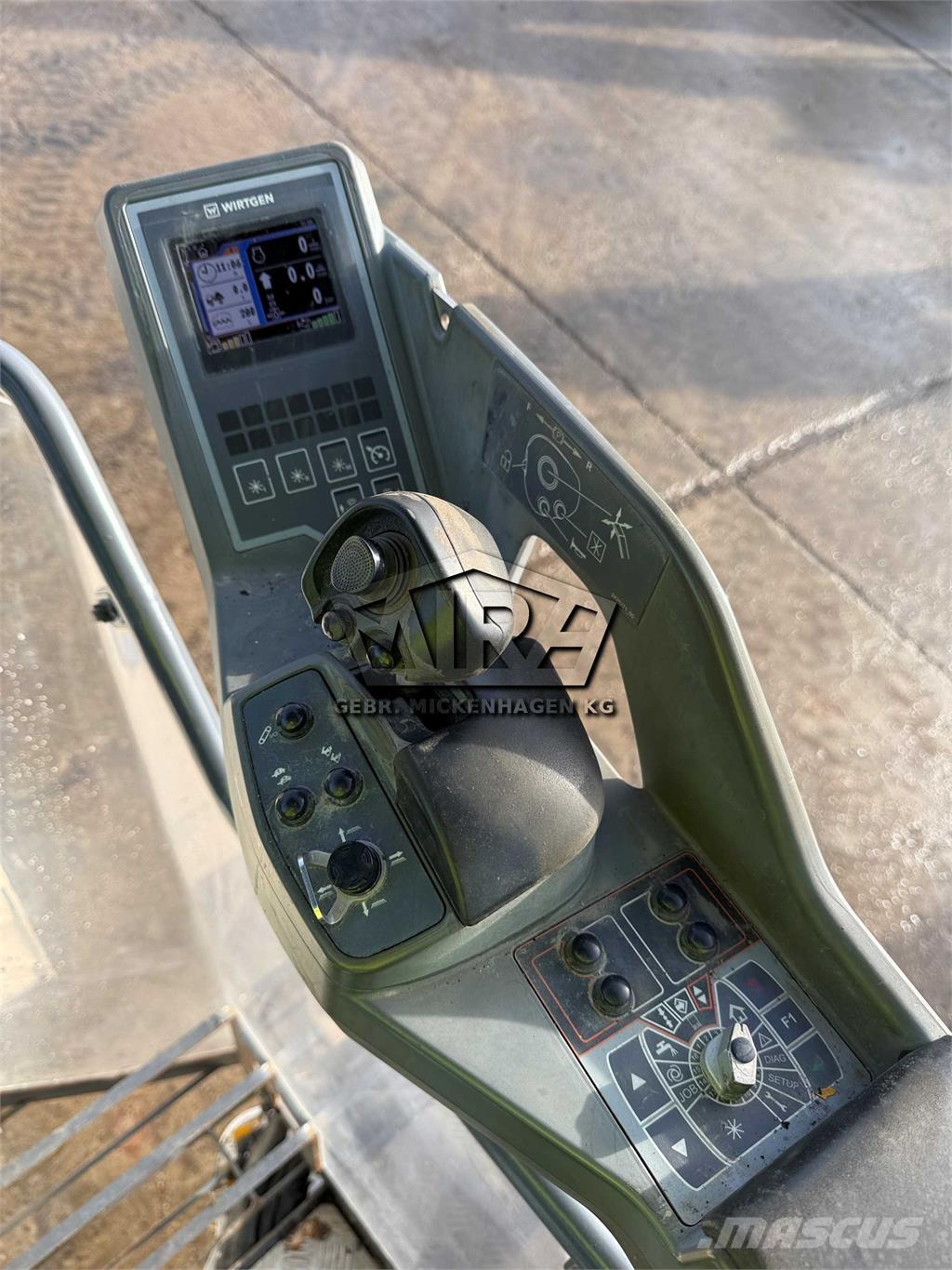 Wirtgen W 50 Ri アスファルトコールドミリングマシーン