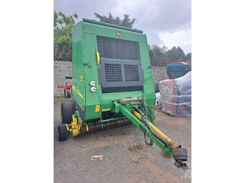John Deere 592 ラウンドベーラー