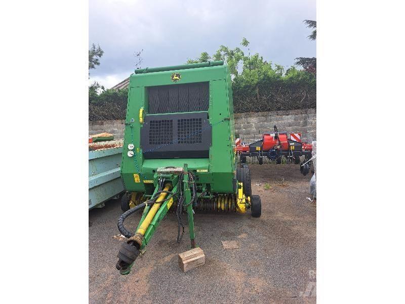 John Deere 592 ラウンドベーラー