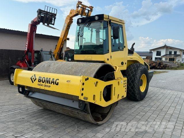 Bobcat 213 DH-4 その他　ローラ　（マカダムローラ等）