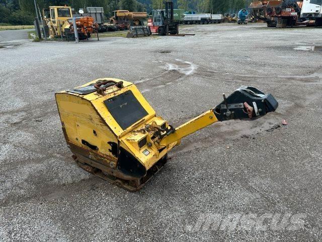 Bomag BPR 65/70 D プレートコンパクター
