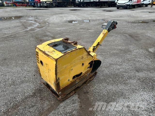 Bomag BPR 65/70 D プレートコンパクター