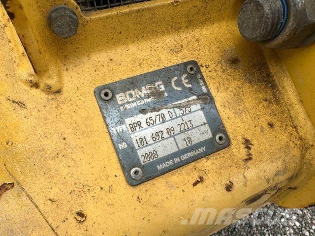 Bomag BPR 65/70 D プレートコンパクター