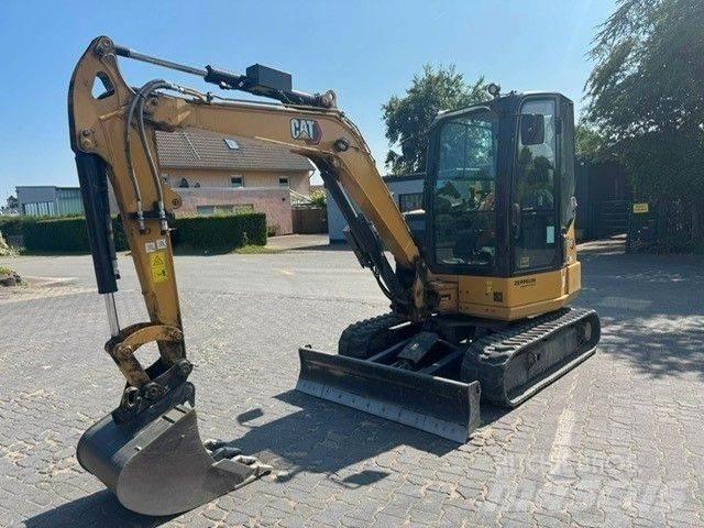 CAT 304 ミニ油圧ショベル 7t以下（ミニユンボ・ミニディガー）