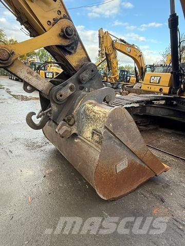 CAT 330 大型油圧ショベル12t以上（パワーショベル・ユンボ）