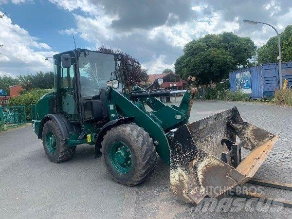 CAT 906 M ホイールローダー・タイヤショベル