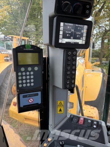 CAT 950 M ホイールローダー・タイヤショベル