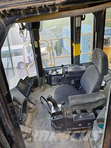 CAT 988 H ホイールローダー・タイヤショベル