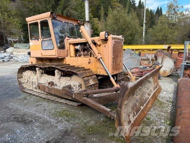 CAT D6C ブルドーザー