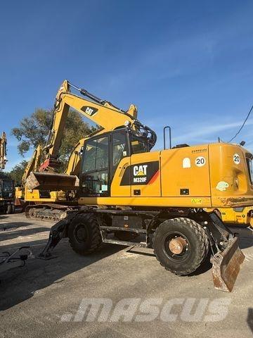 CAT M320 F ホイール式油圧ショベル（パワーショベル・ユンボ・バックホー）