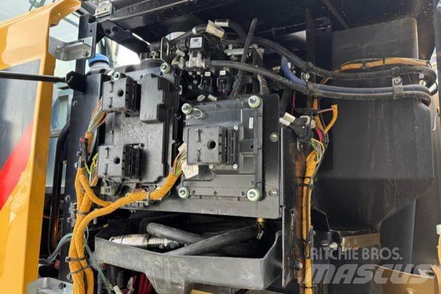 CAT | M320F Oilquick 建設機械 -　その他