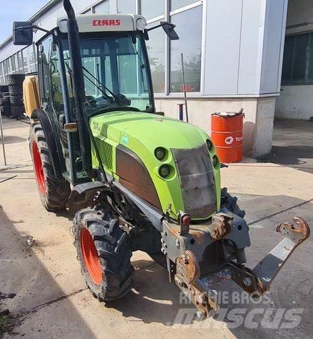 CLAAS Nectis 227 VE トラクター