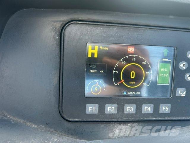 Doosan B 35 NS バッテリーフォークリフト