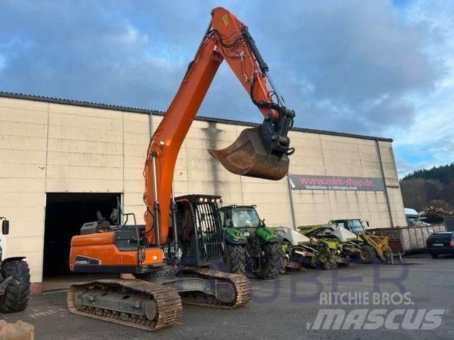 Doosan DX 225 LC-5 大型油圧ショベル12t以上（パワーショベル・ユンボ）