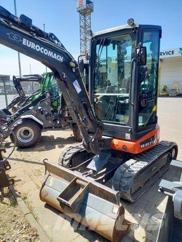 Eurocomach 25 ZT ミニ油圧ショベル 7t以下（ミニユンボ・ミニディガー）