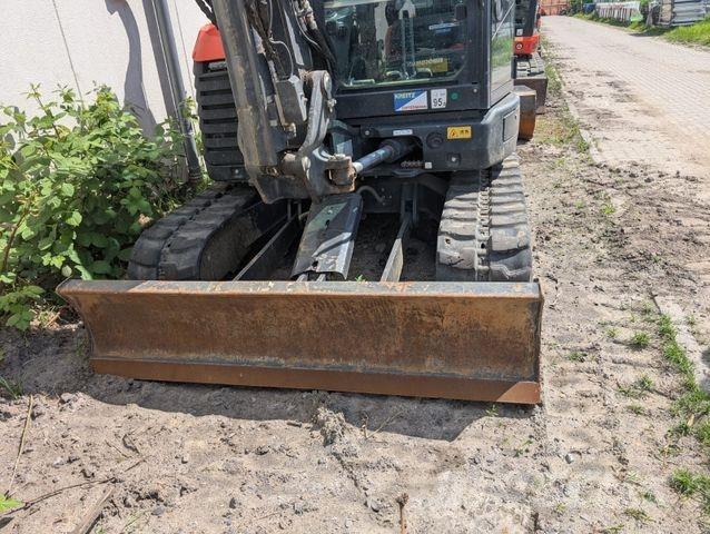 Eurocomach 65 TR ミニ油圧ショベル 7t以下（ミニユンボ・ミニディガー）