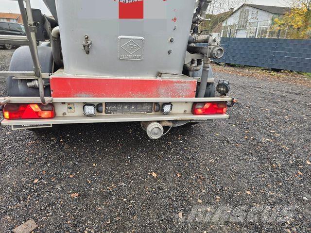 Feldbinder 46m³ セミトレーラータンカー
