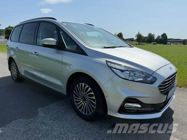 Ford Galaxy Trend 自動車
