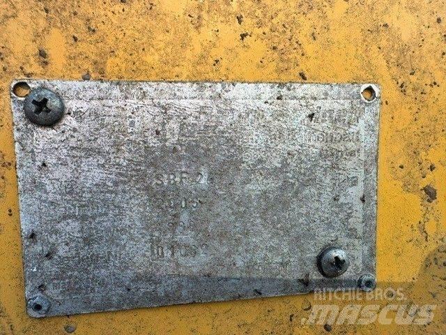  Fräse Stehr SBF 24 アスファルトフィニッシャ