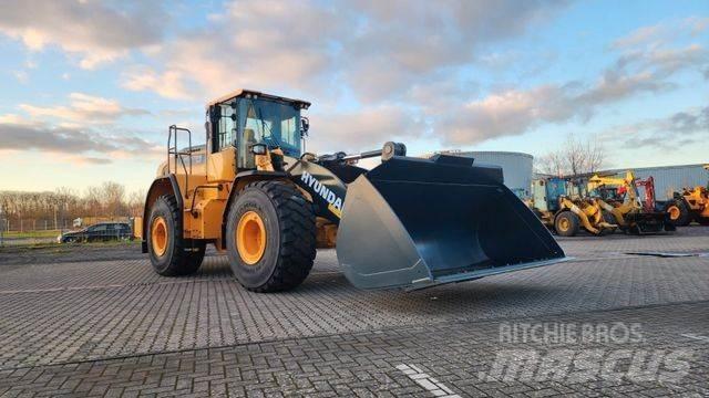 Hyundai HL970A XT ホイールローダー・タイヤショベル