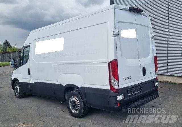 Iveco 35-170 パネルバン