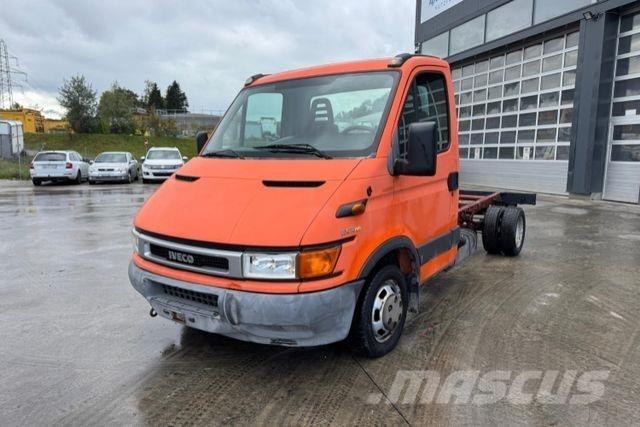 Iveco 35C12 4x2 その他