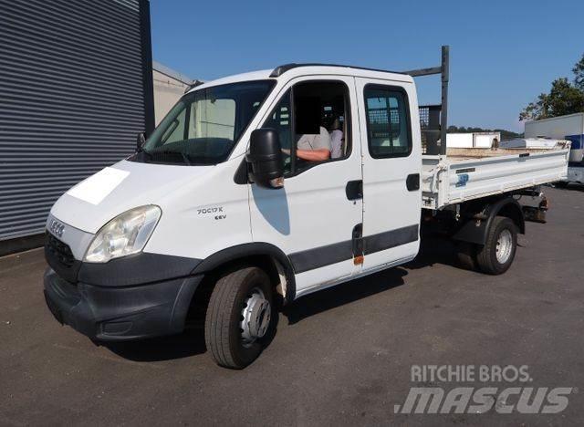 Iveco 70 C 17 4x2 ダンプ
