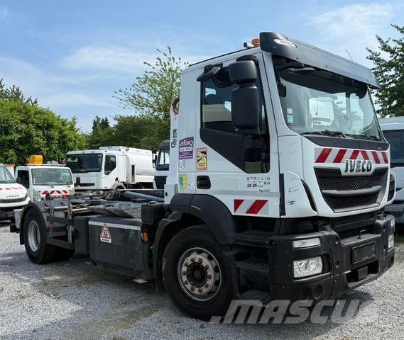 Iveco Stralis 330 アームロール