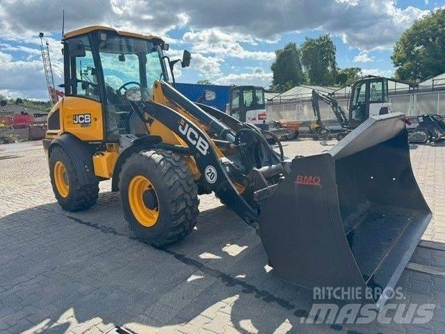 JCB 409 ホイールローダー・タイヤショベル